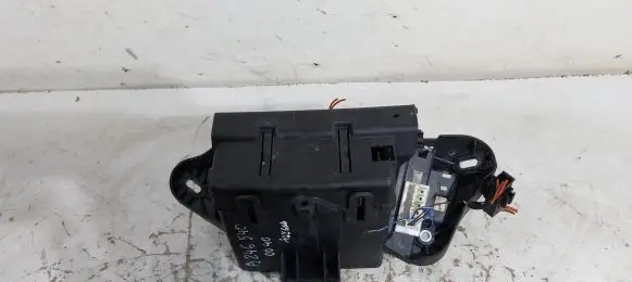 Mercedes-Benz A W176 Fuse box set A2465450700