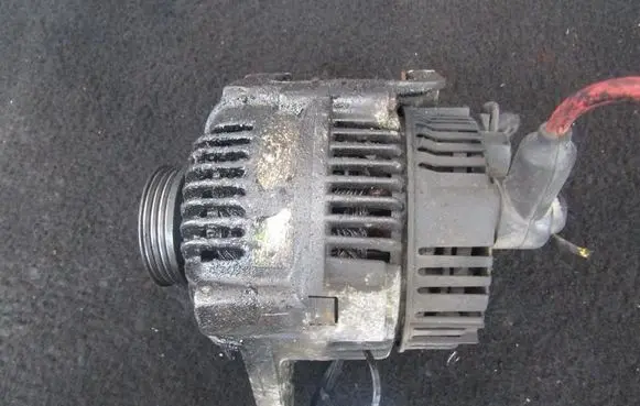 Renault Megane I Generator/alternator