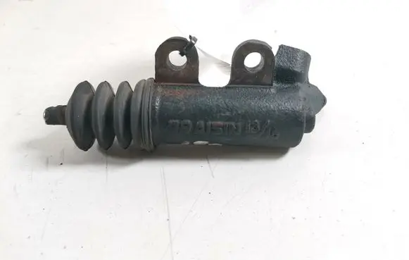 Toyota Corolla Verso E121 Clutch slave cylinder 31470-32023