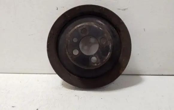 Volkswagen Golf III Crankshaft pulley 028105253A