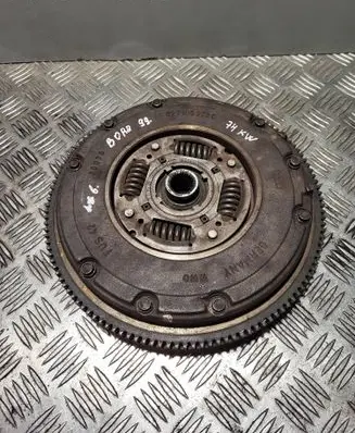 Volkswagen Bora Clutch set kit 027105273D