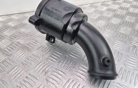 Mercedes-Benz S W221 Intake resonator A6421401087