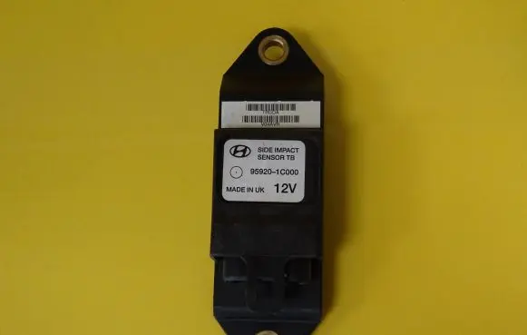 Hyundai Getz Airbag deployment crash/impact sensor 95920-1C000