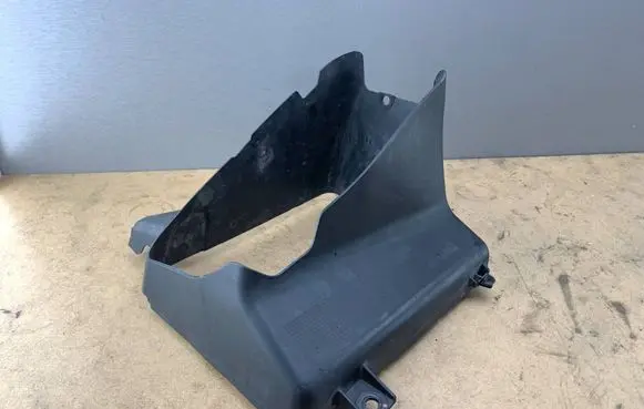 BMW 5 F10 F11 Intercooler air guide/duct channel 7903889 51747903889
