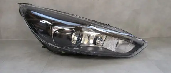 Ford Focus Headlight/headlamp F1EB13D154CE