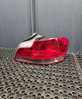 BMW 1 E82 E88 Rear/tail lights 6924520 0022145 2VP00961502