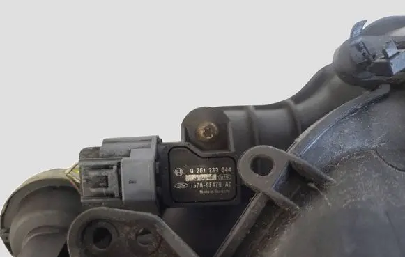 Ford Focus C-MAX Intake manifold