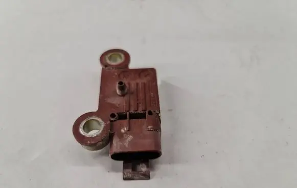 Volvo S40, V40 Airbag deployment crash/impact sensor 30613043A 00000757MM E022612759