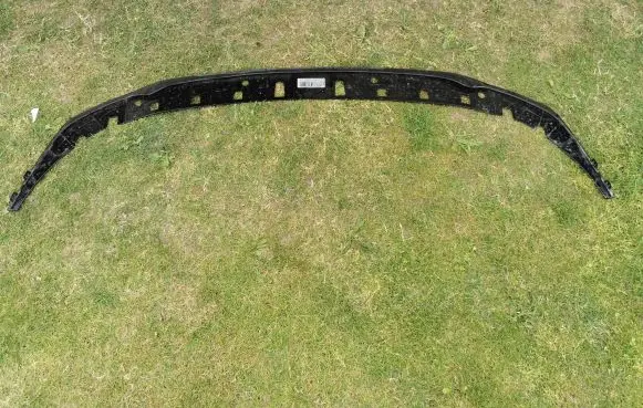 BMW 1 F40 Front bumper lip 8075331 21163611