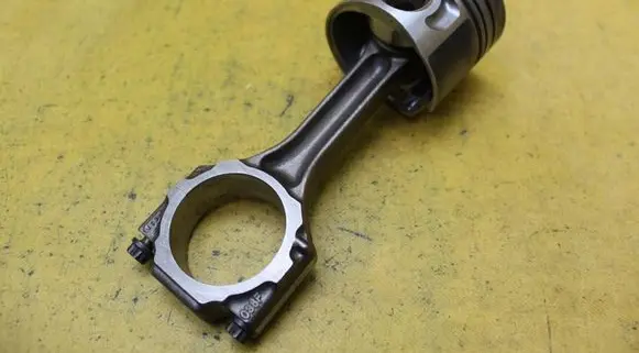 Seat Leon (1M) Piston with connecting rod