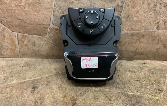 Mercedes-Benz SL R230 Sunroof switch A2308214051