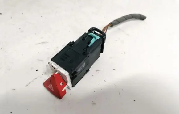Volkswagen PASSAT B6 Hazard light switch 3c0953509