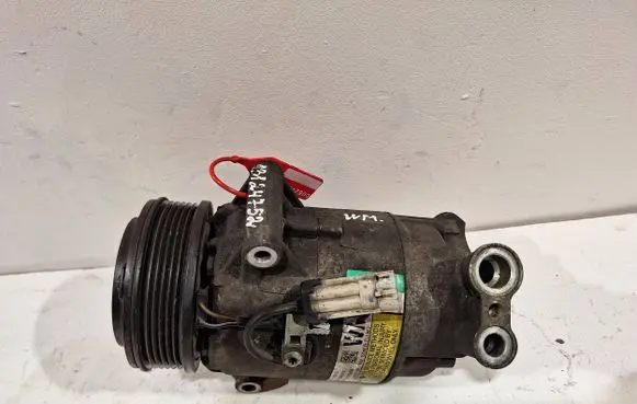 Opel Zafira B Air conditioning (A/C) compressor (pump) 13124752