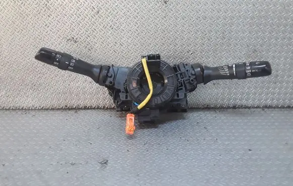 Toyota Auris 150 Wiper turn signal indicator stalk/switch 0229017F245
