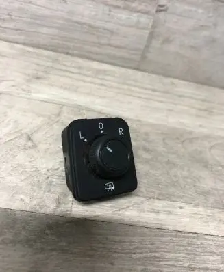 Other switches/knobs/shifts