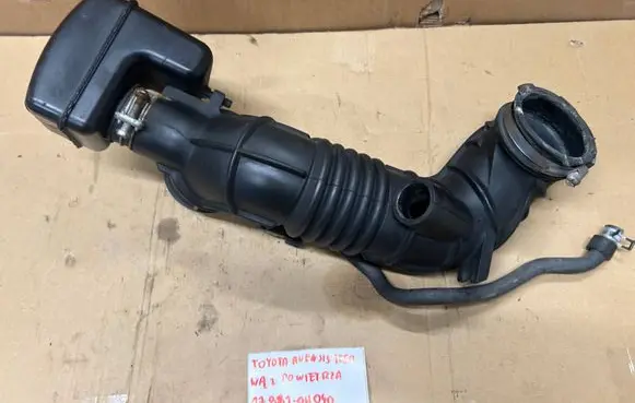 Toyota Avensis T250 Air intake hose/pipe 178810h040
