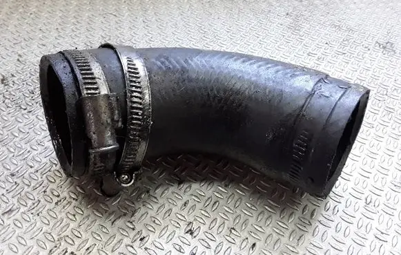 Nissan X-Trail T30 Intercooler hose/pipe