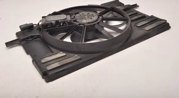 Volvo C70 Electric radiator cooling fan 30741630