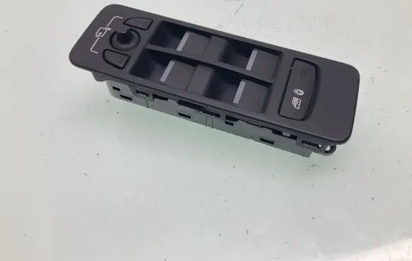 Land Rover Discovery Sport Electric window control switch FK7214540AC