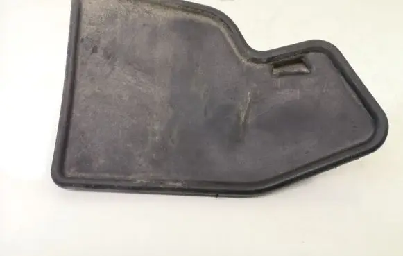 Toyota Avensis T250 Rear mudguard 