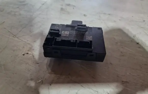 Volkswagen PASSAT B8 Comfort/convenience module 5Q4959595E