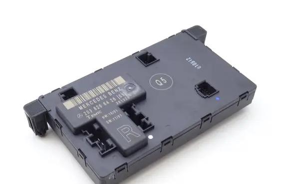 Mercedes-Benz C W203 Door control unit/module 2038206426