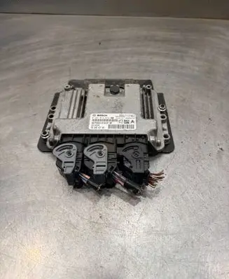 Peugeot 307 Engine control unit/module 0281013872 9653958980 9664843780