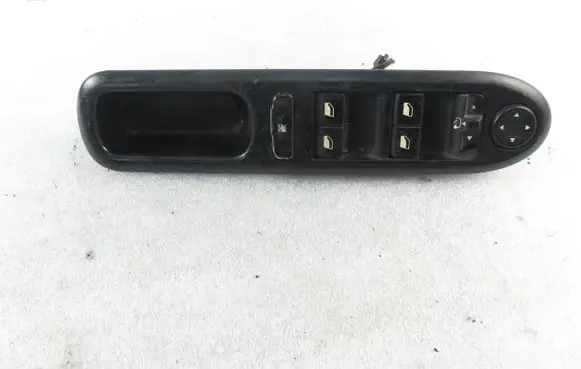 Peugeot 407 Electric window control switch 96468704XT
