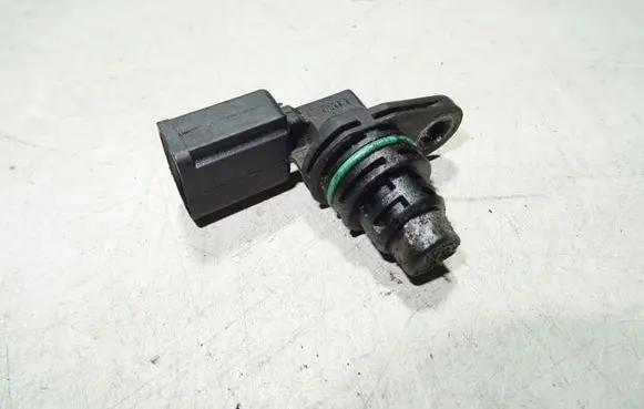 Skoda Fabia Mk2 (5J) Camshaft position sensor 030907601E