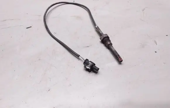Mercedes-Benz Vito Viano W639 Exhaust gas temperature sensor 0508085000379