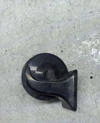Audi A6 S6 C4 4A Horn signal