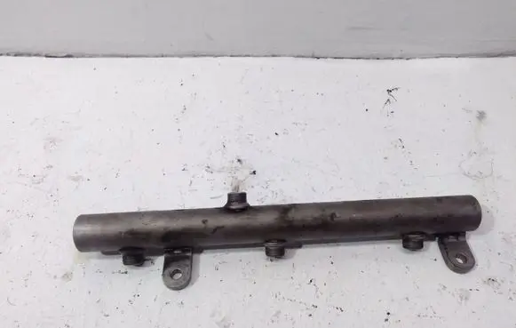 Mercedes-Benz ML W164 Fuel main line pipe A6420700695