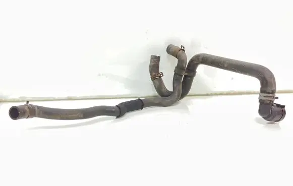 Volkswagen PASSAT B7 Engine coolant pipe/hose 1K0122291