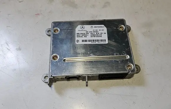 Mercedes-Benz R W251 Bluetooth control unit module A2118705526