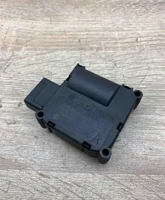 Audi A6 S6 C6 4F Air flap motor/actuator 0132801359 4F0820511A
