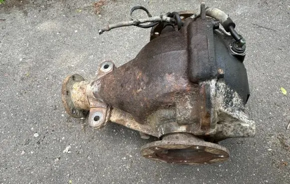 Mitsubishi Pajero Rear differential 3501A670