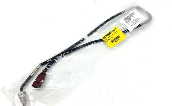 Audi Q7 4M Exhaust gas temperature sensor 057906088AH