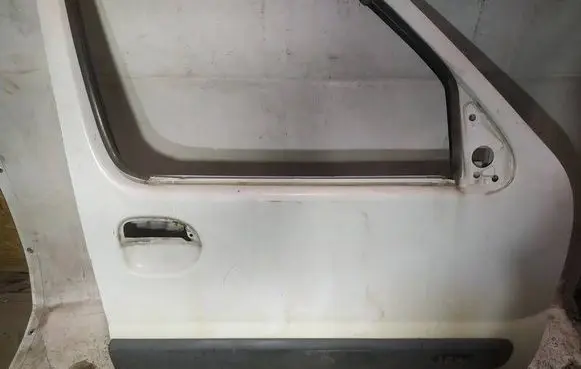 Renault Kangoo I Front door BALTOS