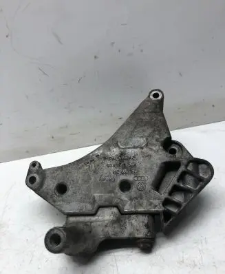 Skoda Octavia Mk3 (5E) Engine mounting bracket 03L199207