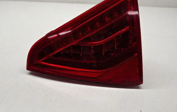 Audi A5 Sportback 8TA Tailgate rear/tail lights 8T0945094D