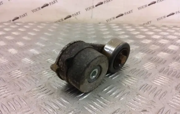 KIA Sportage Alternator belt tensioner 