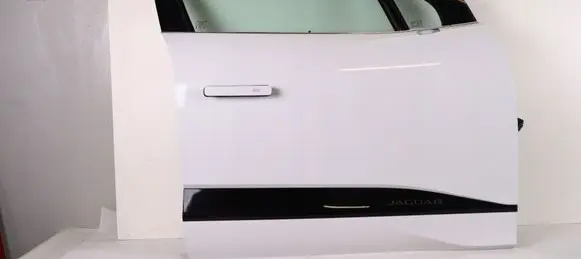Jaguar I-Pace Front door