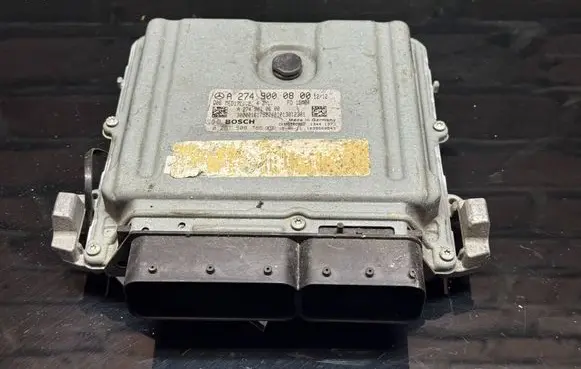 Mercedes-Benz C W205 Engine control unit/module A2749000800 0261S08785