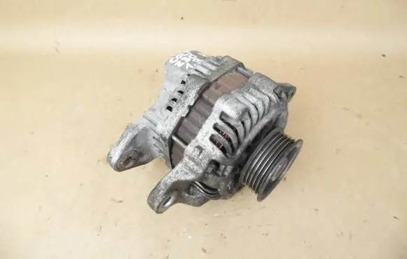 Mitsubishi Colt CZ3 Generator/alternator A5TG0091BE 8Y04 12V85A