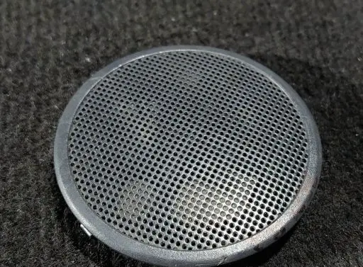 Side speaker trim/cover