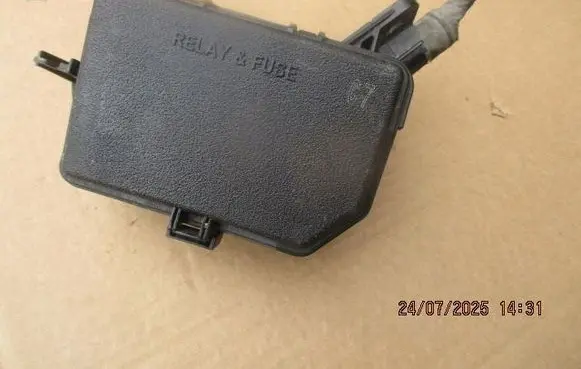 Toyota C-HR I Relay mounting block A826620D141