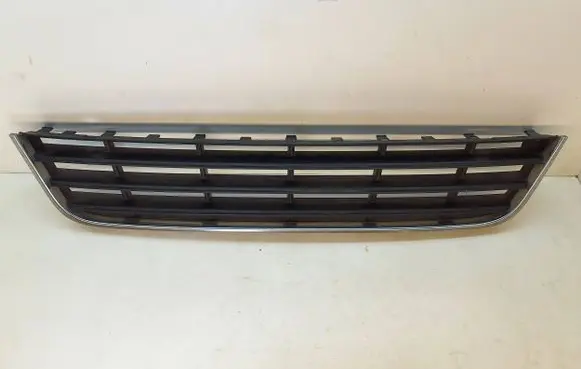 Volkswagen PASSAT B6 Front bumper lower grill 3C0853677