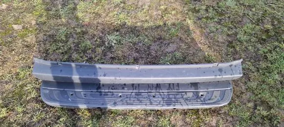 Mercedes-Benz Sprinter W907 W910 Rear sill trim cover A9078801100