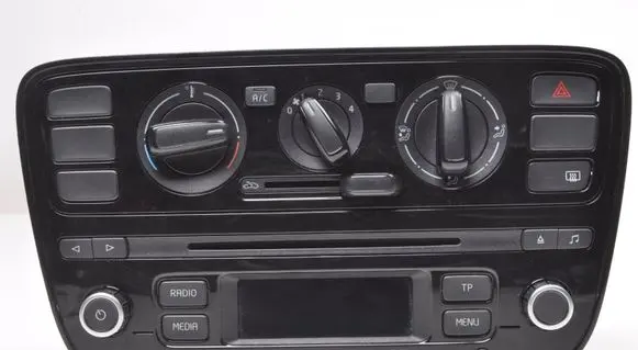 Volkswagen Up Radio/CD/DVD/GPS head unit 1S0035156E
