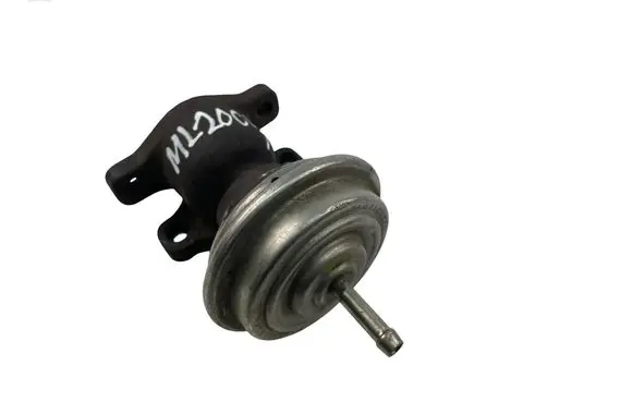 Volkswagen Sharan EGR valve 028131501E